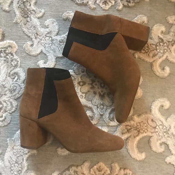 Zara Shoes - Zara brown suede booties